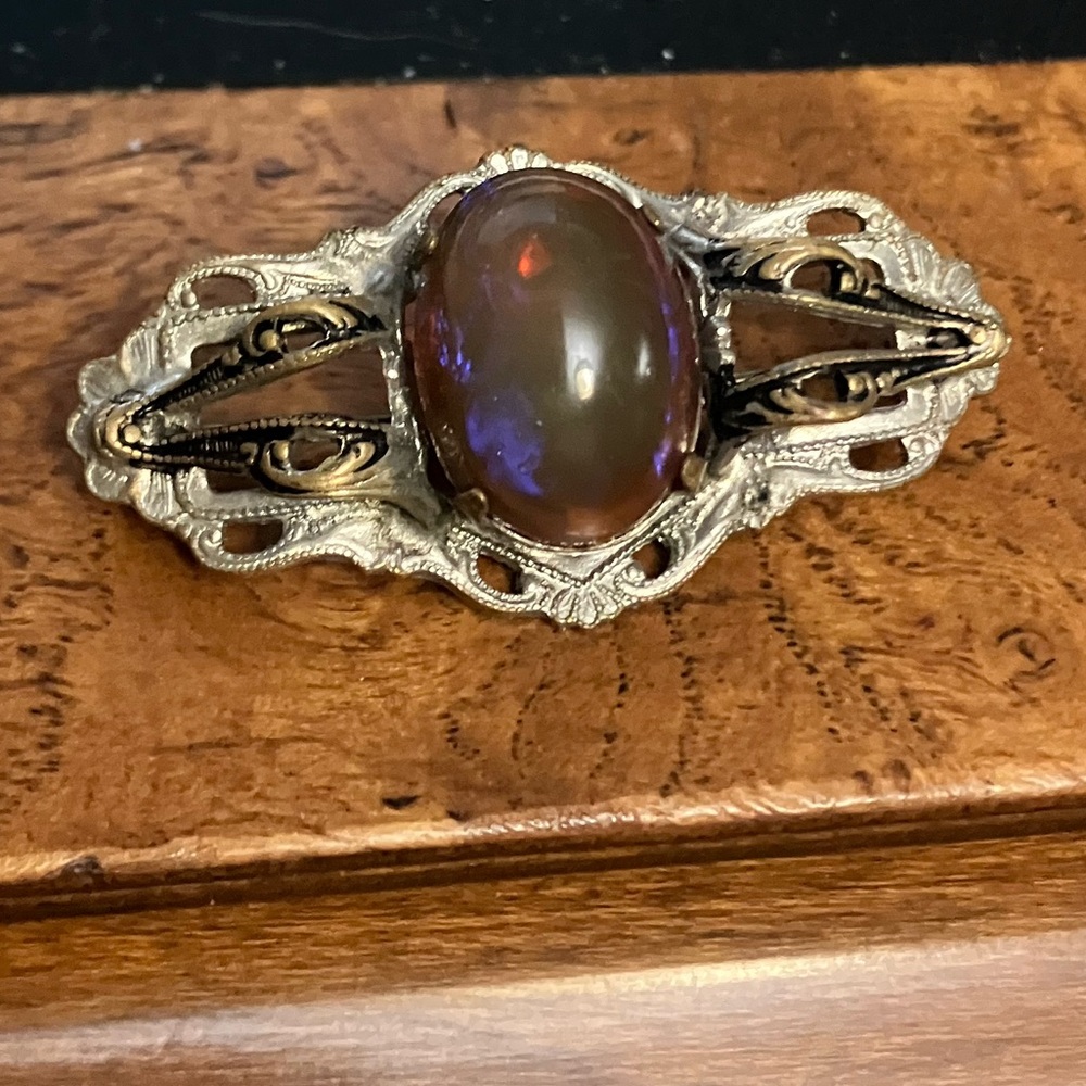 Antique brooch duo-tone 1940's